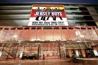 Vooraanzicht Beatrix Theater Jersey Boys.jpg_c3267340a1O1